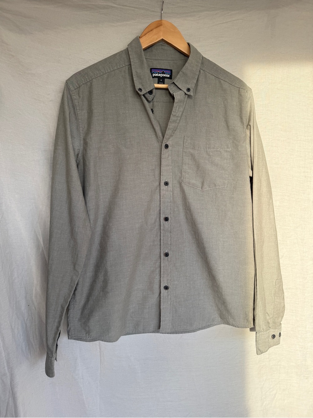 Patagonia Men’s Long-Sleeve Button-Down Shirt